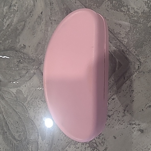 JUICY COUTURE GLASSES CASE - Picture 2 of 4